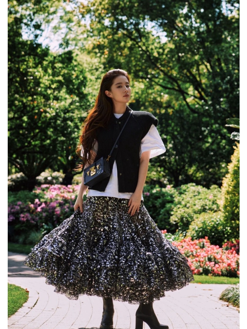 Louis Vuitton LV Black Knitted Baseball Collar Vest