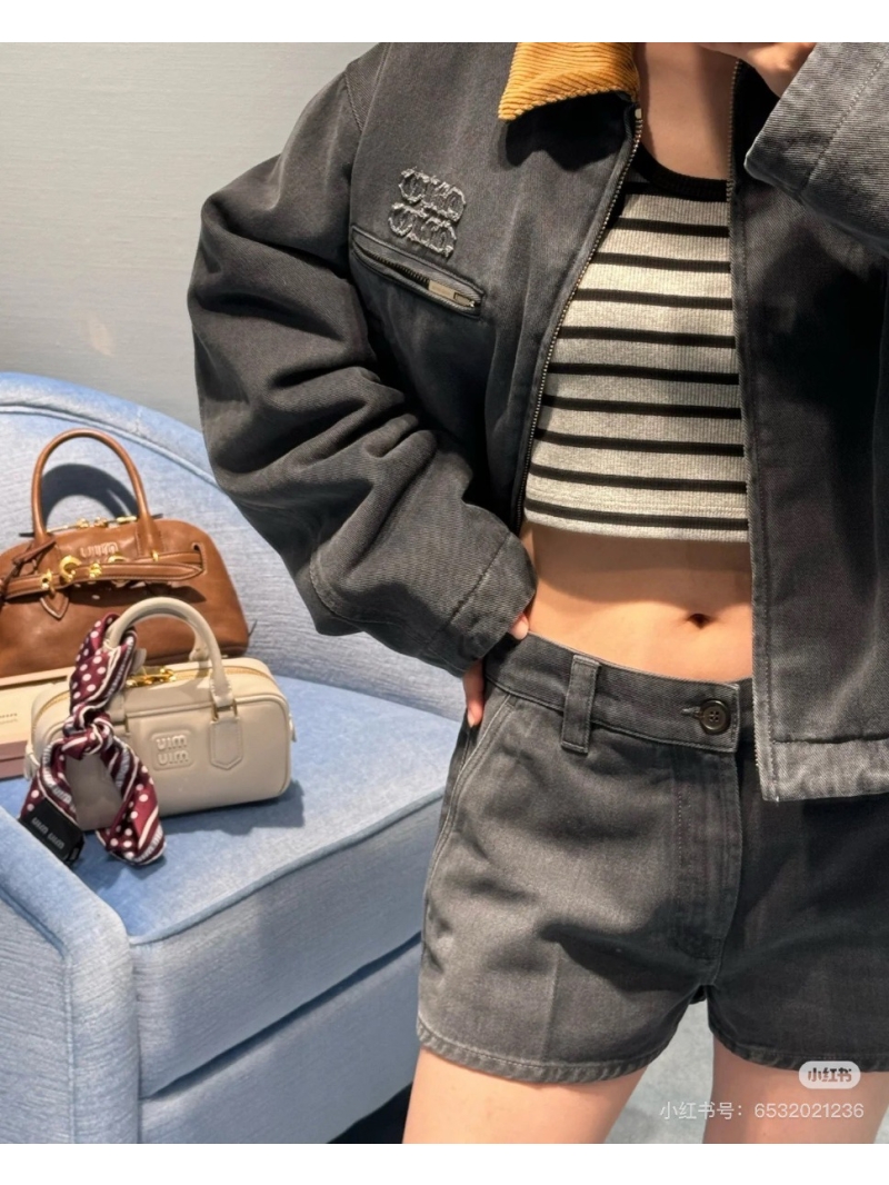 Miu Miu Fall Collection Corduroy Collar Denim Jacket - Black