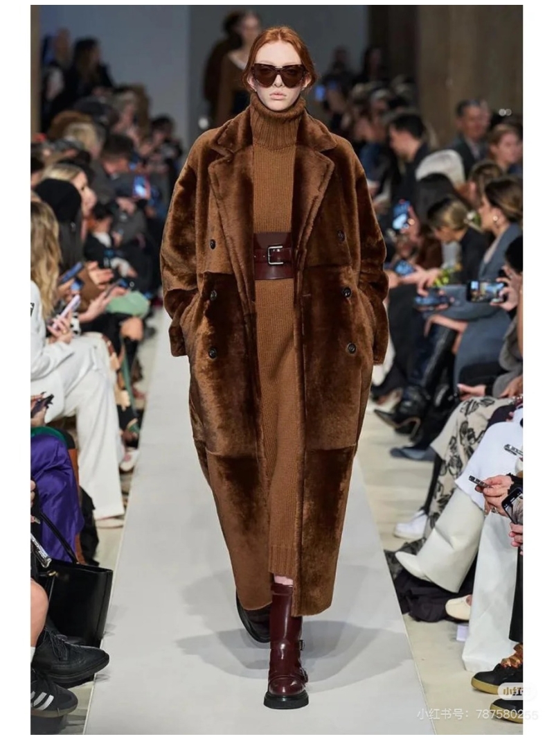Max Mara Show Collection Plush Shearling Coat - Caramel