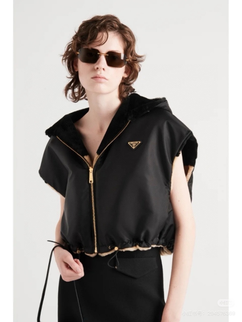 Prada Fall-Winter Montone Limited Collection Reversible Shearling Vest - Black