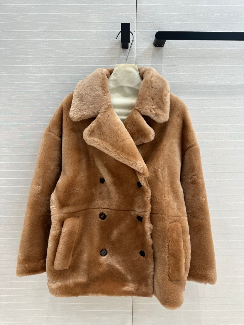 Miu Miu Autumn/Winter Luxurious Double-Breasted Shearling Coat in Toasted Brown