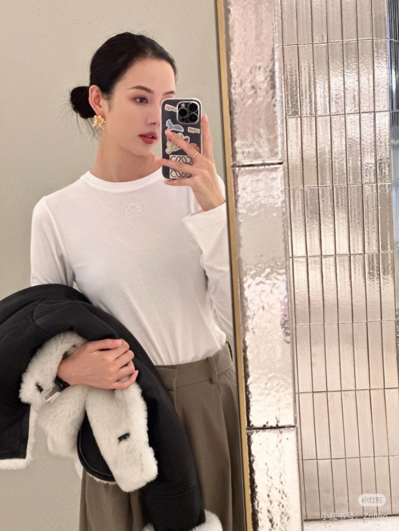 Loewe Fall/Winter 24 Collection Elegant Wool Base Layer Top - White