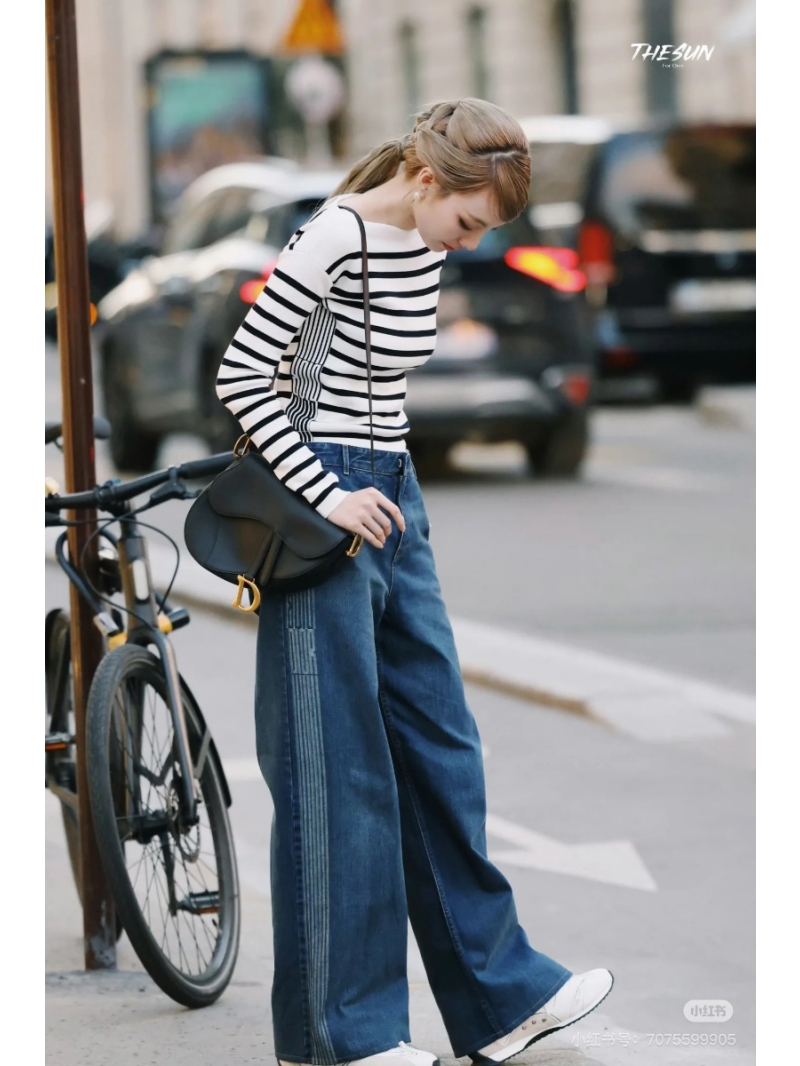 Dior Miss Dior Retro Jacquard Jeans in Blue