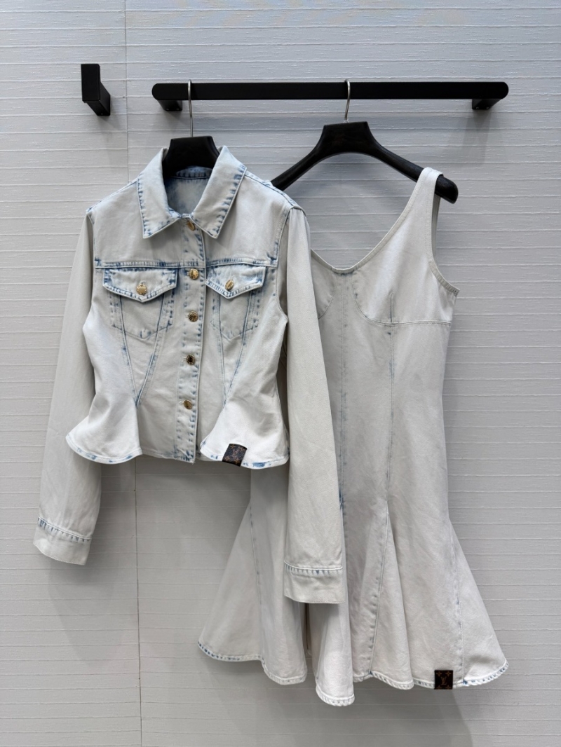 Louis Vuitton Monogram Denim Wavy Peplum Tailored Jacket in Light Wash Blue