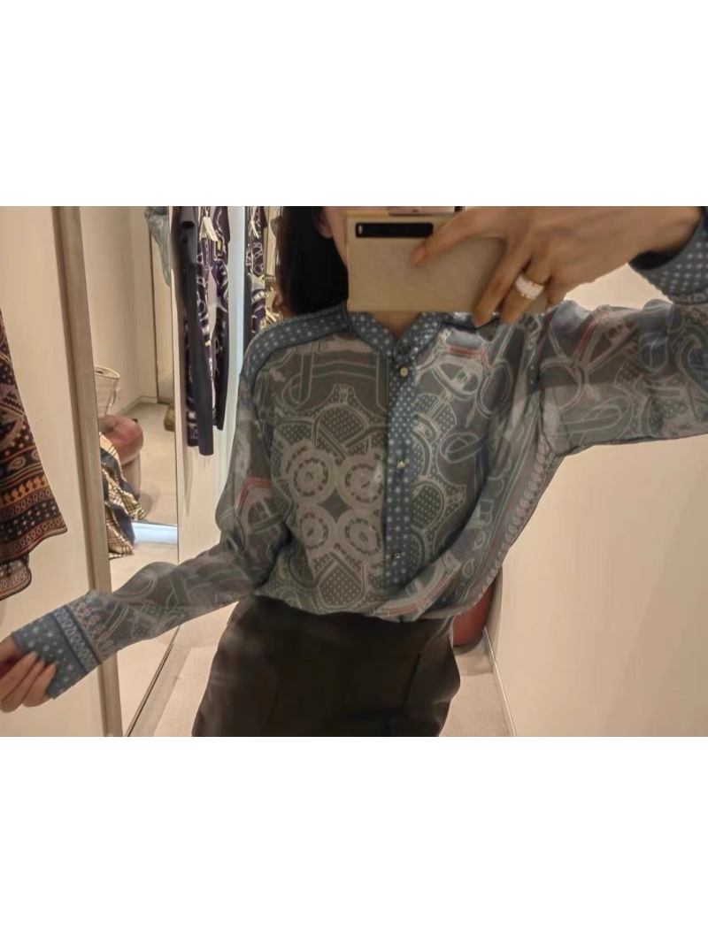 Hermes Effet Kaleidoscope Silk Shirt – Timeless Elegance