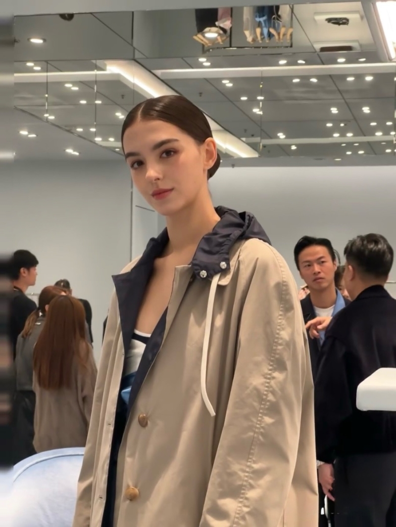 Miu Miu 25 Early Spring Reversible Sport Jacket Grey Blue