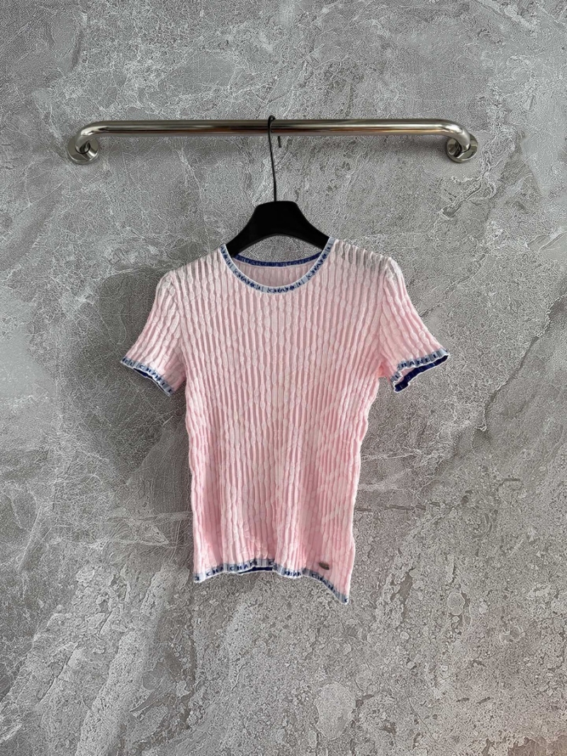 Chanel Ribbed Knit Pink Short-Sleeve Top – Elegant Versatility