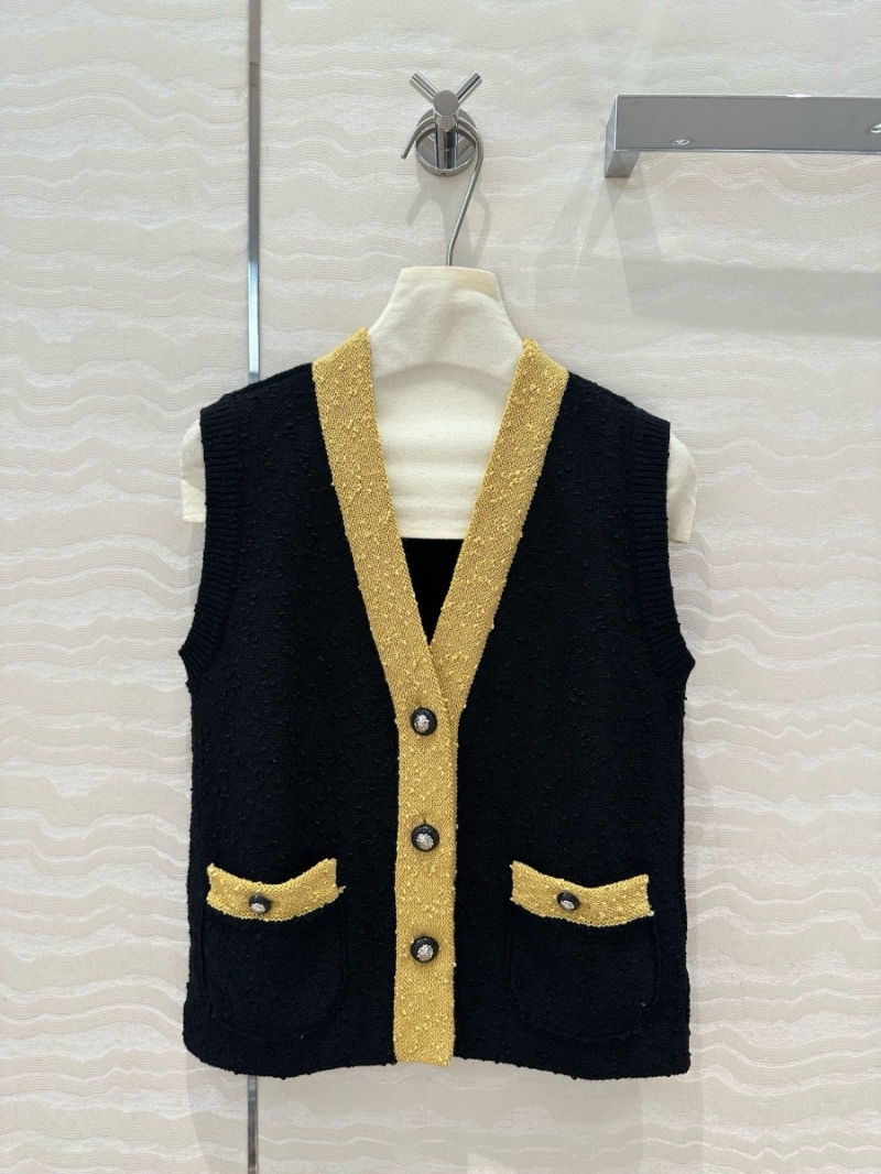 Chanel CC24k Deauville Series Contrast V-Neck Vest Gold Black