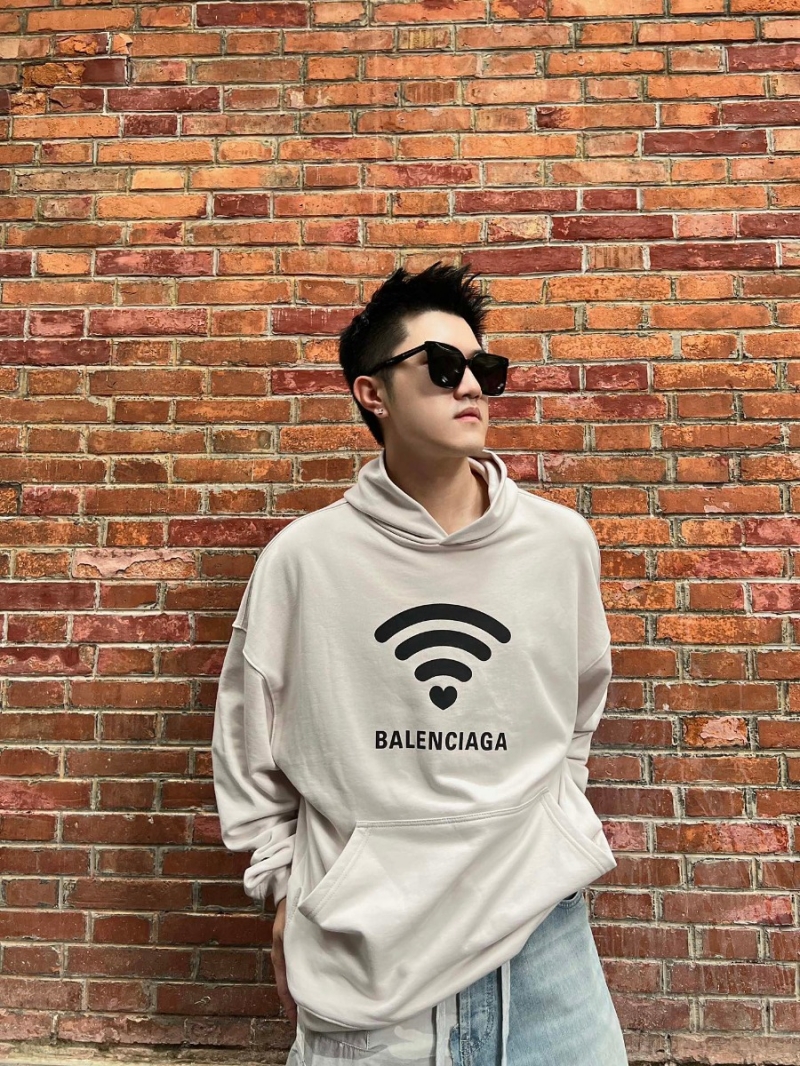 Balenciaga Wi-Fi Heart Icon Hooded Sweatshirt in White