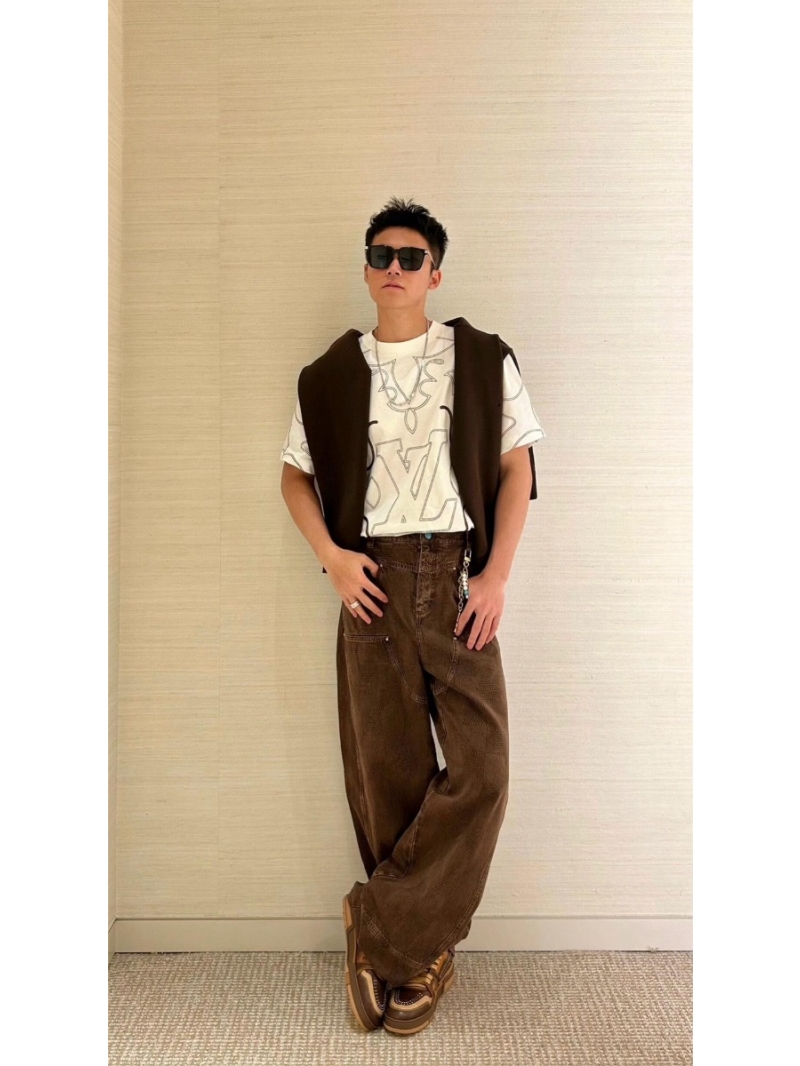 Louis Vuitton LV "Boot Stitch Embroidery" Short-Sleeve T-Shirt