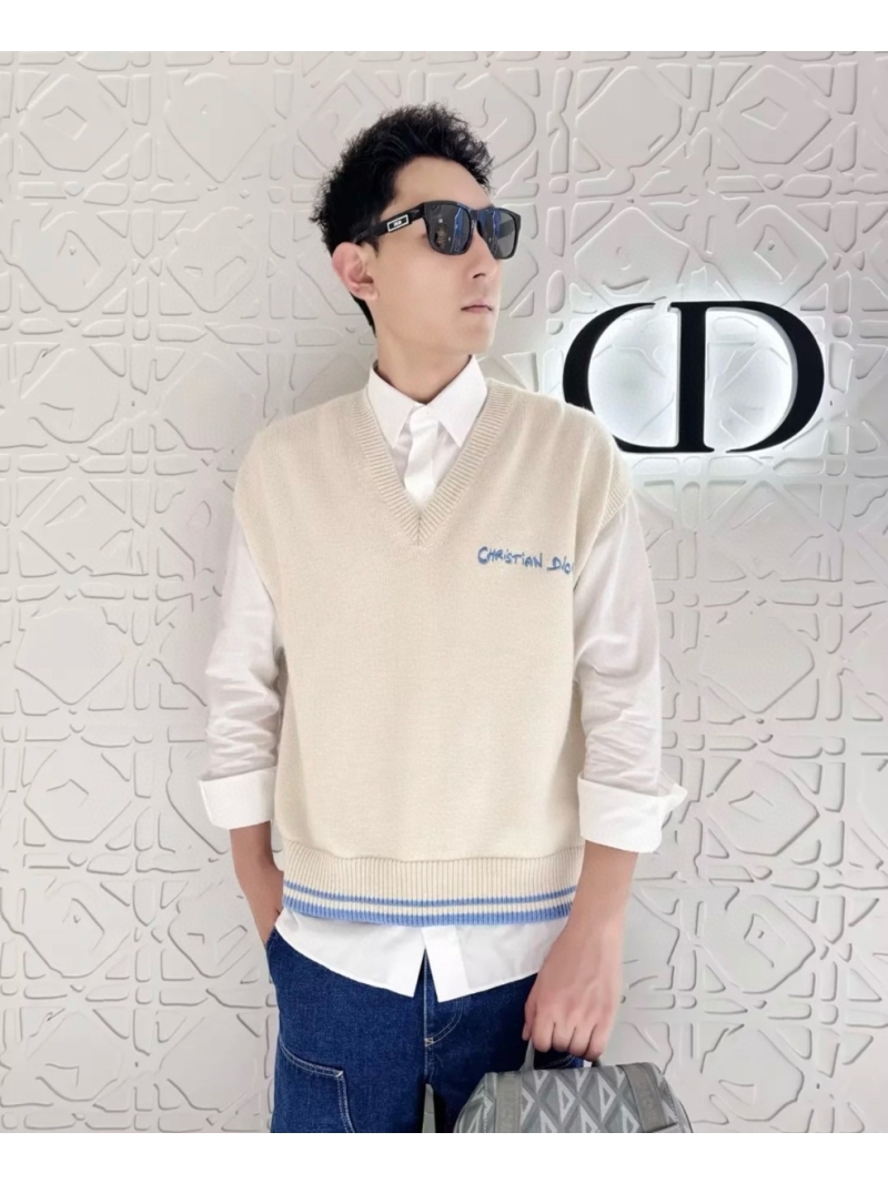 DIOR New Release. Embroidered Knit Vest Sweater (Ivory)