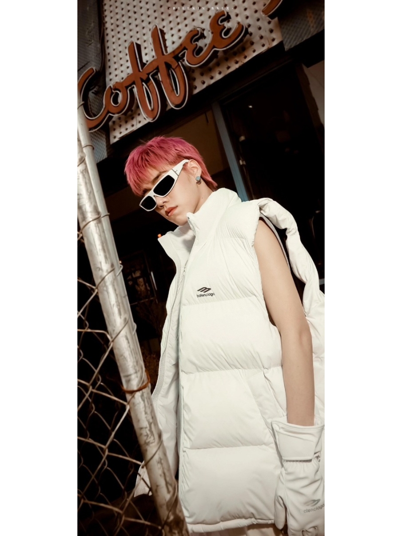 Balenciaga Ski Collection Insulated Puffer Vest – White