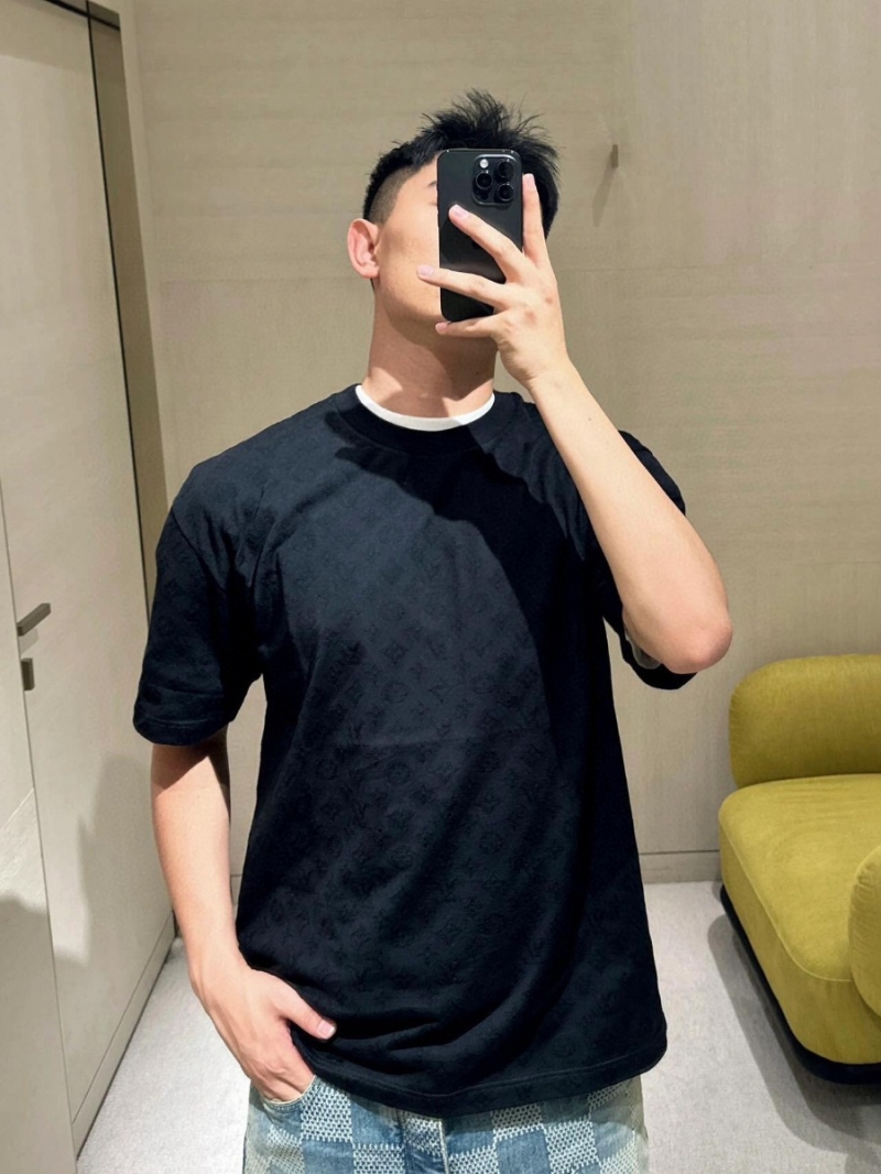 Louis Vuitton LV Monogram Cut Flower Short-Sleeve T-Shirt – Black