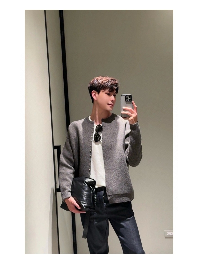 Loewe Classic Wool Cardigan in Gray