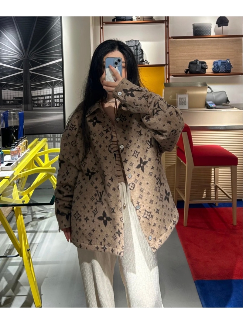 Louis Vuitton LV Monogram Reversible Wool-Silk Blend Shirt Jacket
