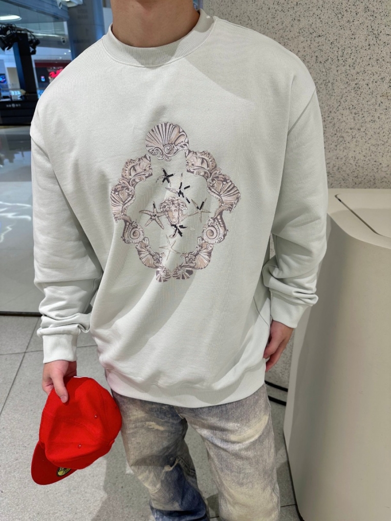 Versace New Arrival Graphic Logo Sweatshirt in Gray