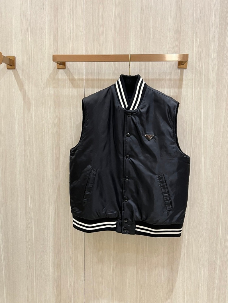 Prada New Arrival Recycled Nylon Padded Vest in Black