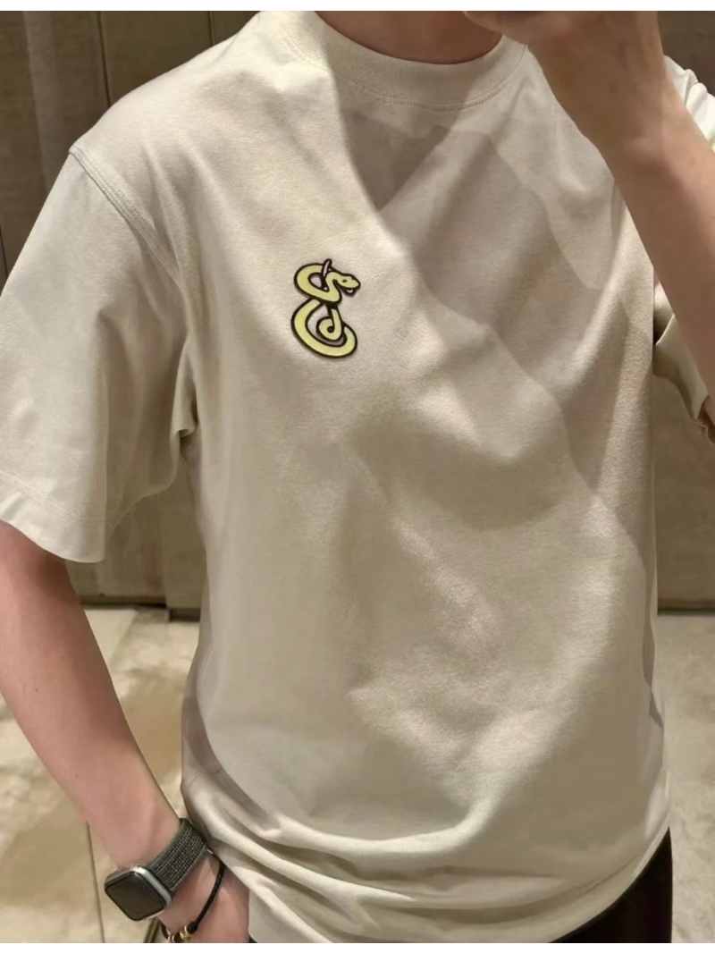 Burberry Spring Snake Year Special Edition Embroidered Snake T-shirt. Off-White