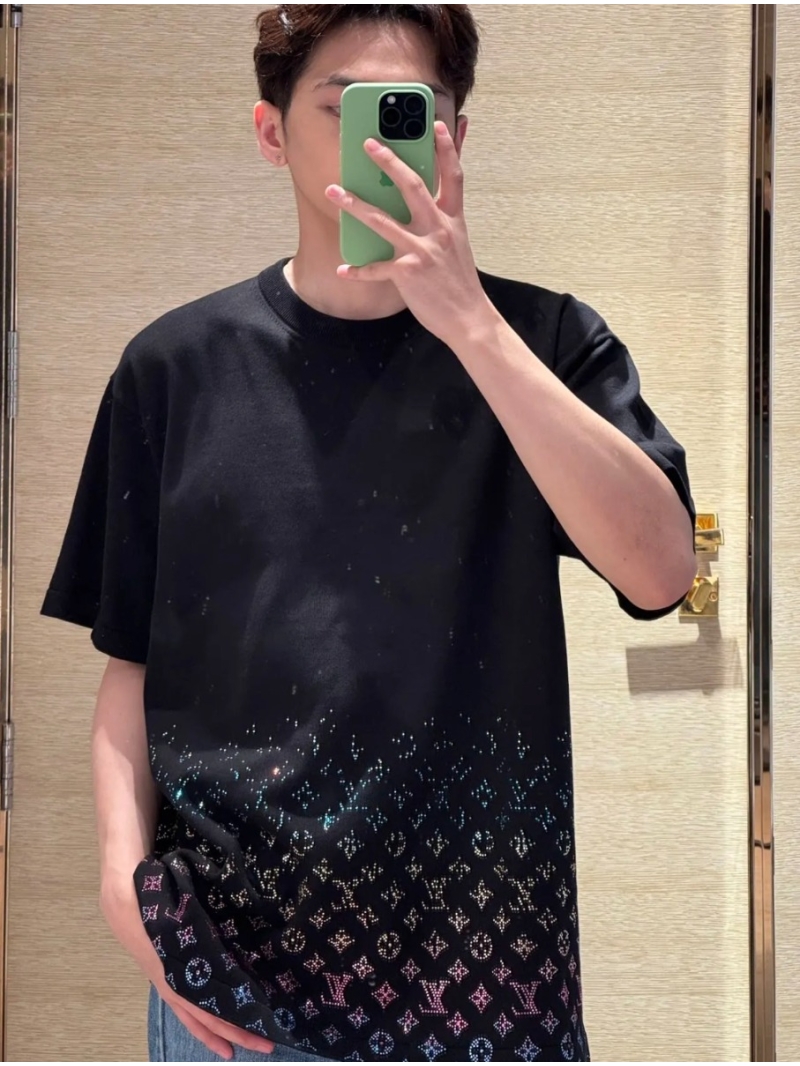 Louis Vuitton LV Color Gradient Rhinestone Knit T-shirt in Black
