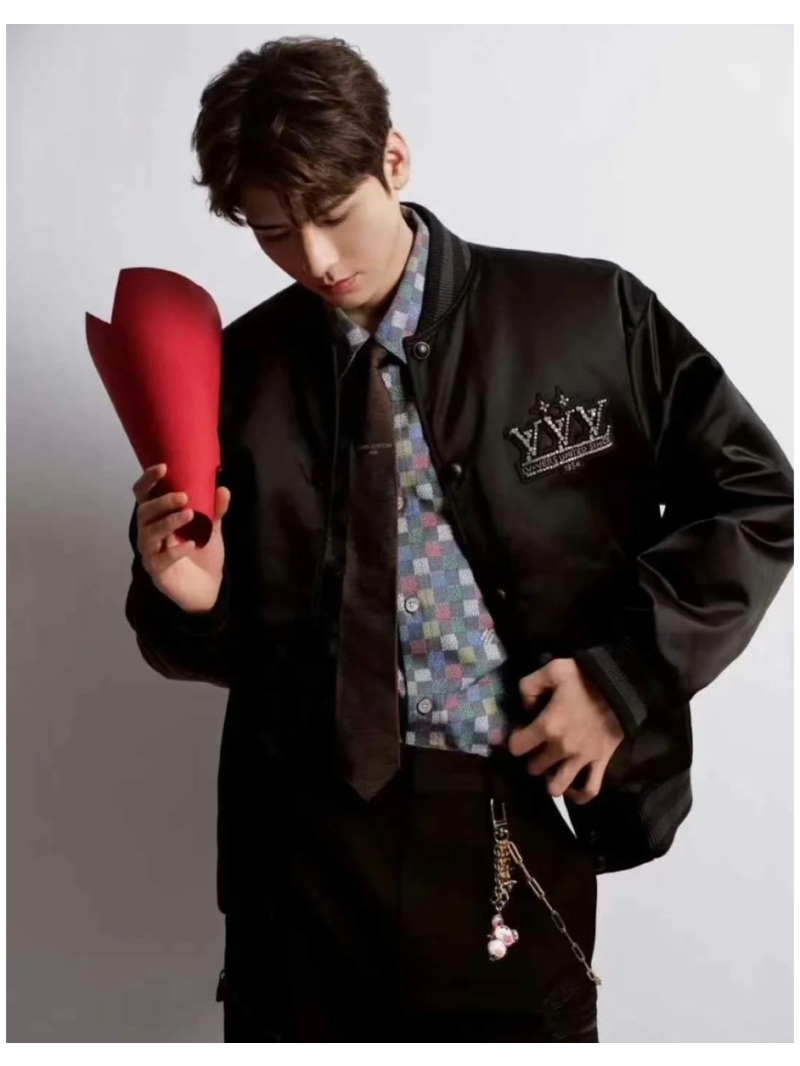 Louis Vuitton LV New Release Luxurious Embellished Jacket Black