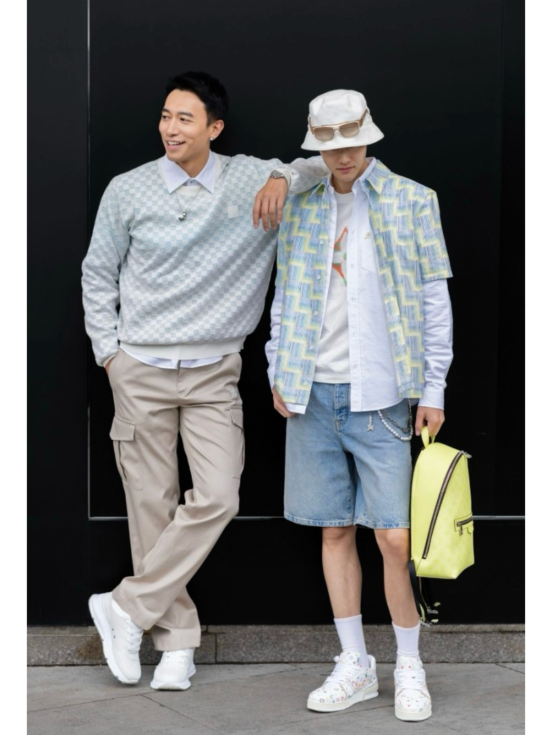 Louis Vuitton LV Latest Vibrant Stairs Print Shirt Multi-Color