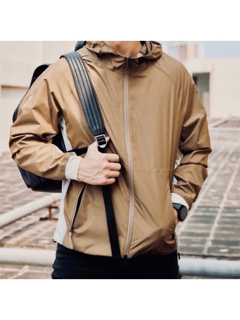 Zegna Designer Series Windbreaker Jacket – Ultra Lightweight and Sun-Protective