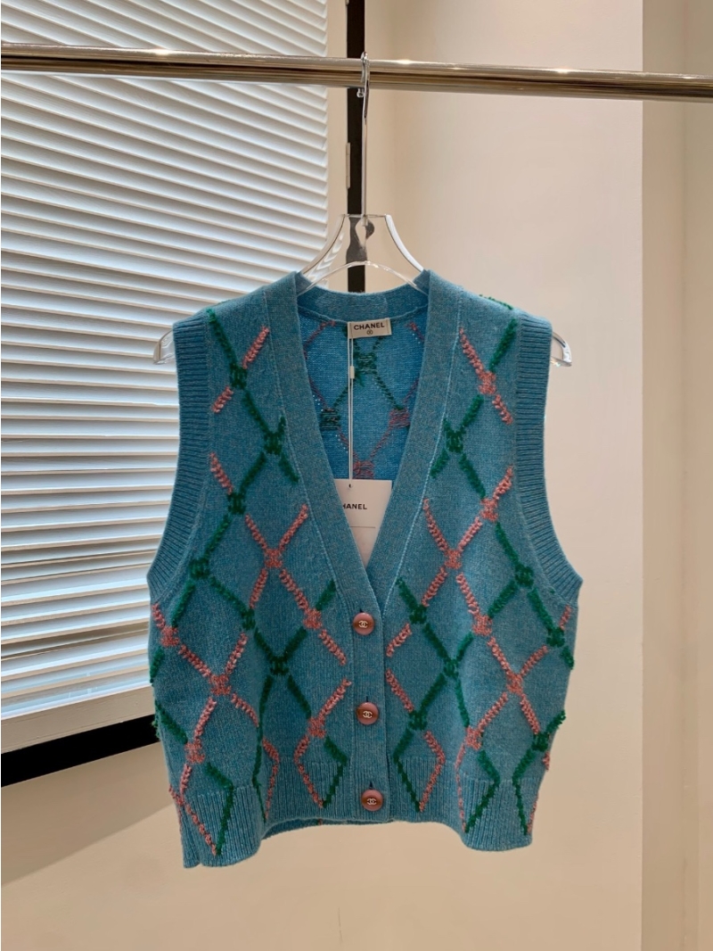 Chanel 24A Early Autumn CC Geometric Argyle Embroidered Knit Cashmere V-Neck Vest Light Blue