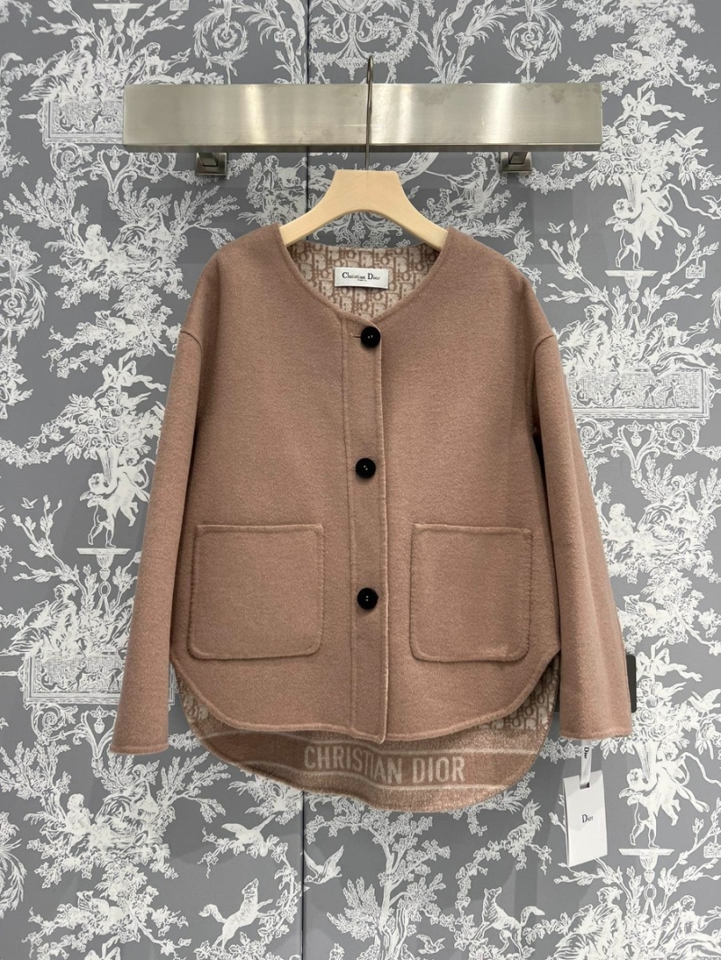 Dior CD Autumn & Winter 2023 Round Neck Regular Wool Coat. Cinnamon Pink