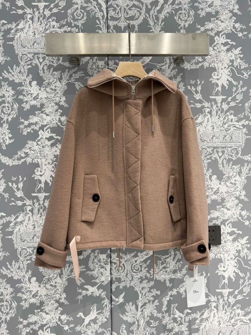Dior CD 2023 Autumn-Winter Short Wool Coat with Hood. CInnamon Pink