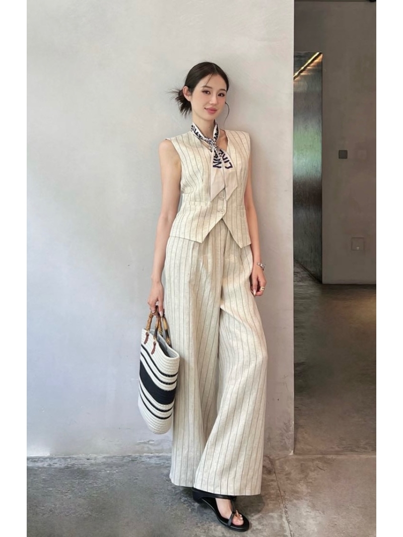 Loro Piana Spring/Summer 2025 Striped Cotton-Linen Wide-Leg Pants Grey – Timeless Elegance