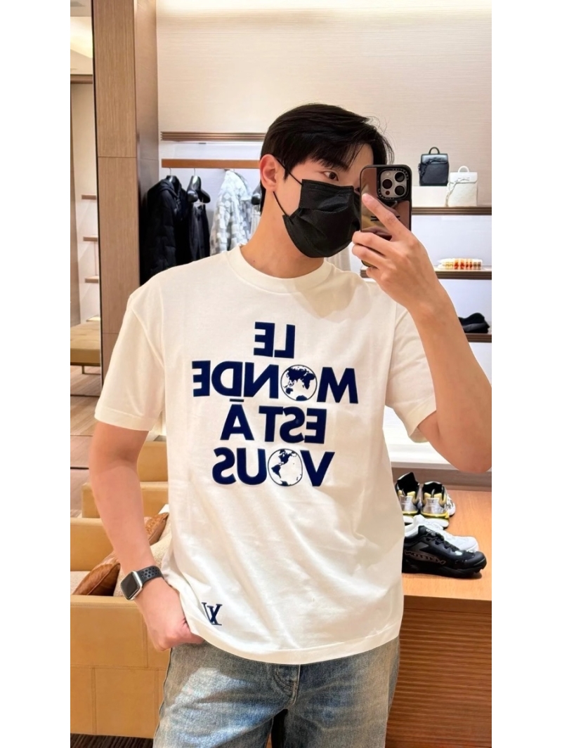 Louis Vuitton LV Unisex  "Le Monde Est À Vous" Earth Print T-Shirt - Unisex Collection