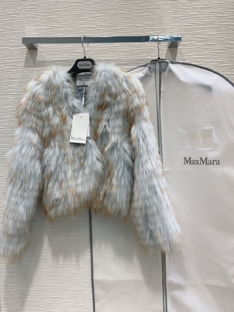 Limited Edition Max Mara Golden Island Fox Fur Coat  White