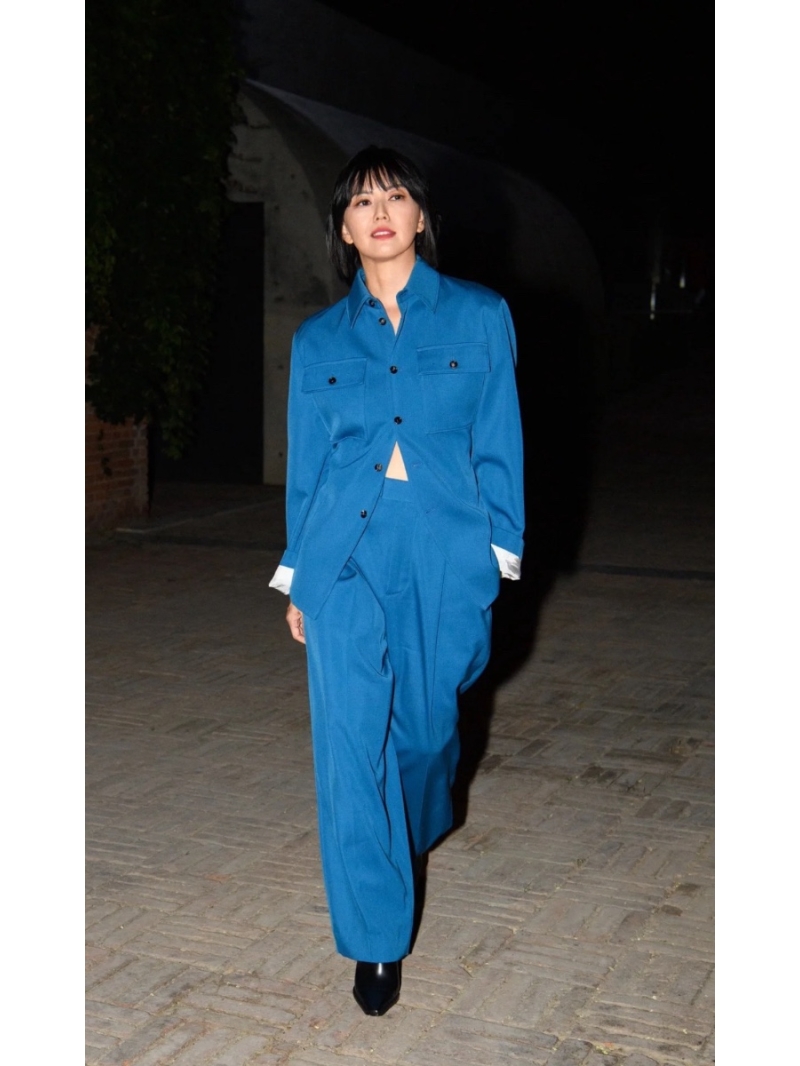 Bottega Veneta Peacock Blue Virgin Wool Blazer – Timeless Elegance with Tailored Precision