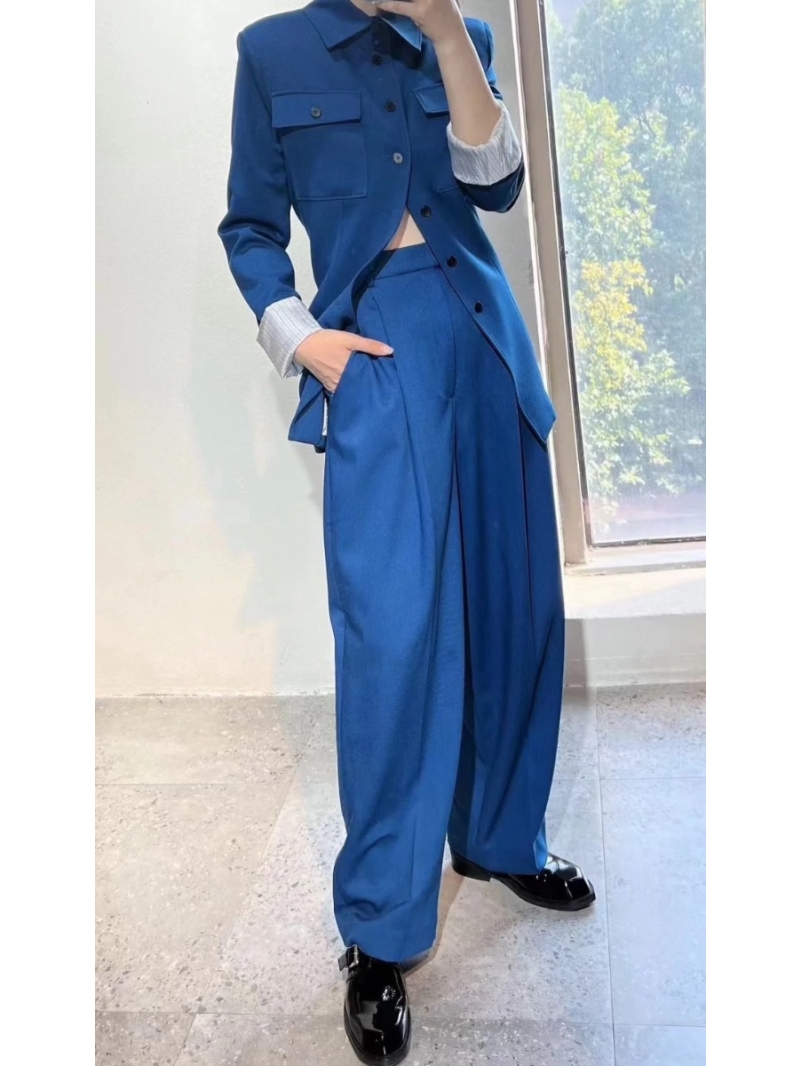 Bottega Veneta Peacock Blue Virgin Wool Tailored Trousers – Refined Elegance with Precision Craftsmanship