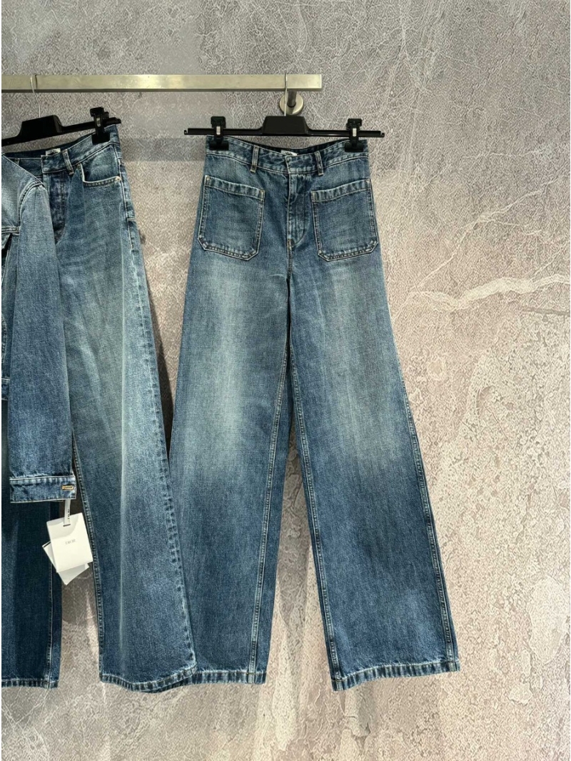 Dior Pocketed Denim Jeans in Vintage Wash