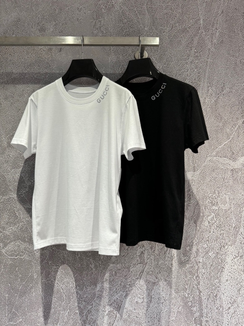 Gucci Diamond-Studded Logo Tee in Black and White