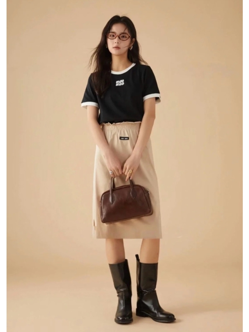 Miu Miu Unisex Logo Embroidered Ringer T-Shirt Black