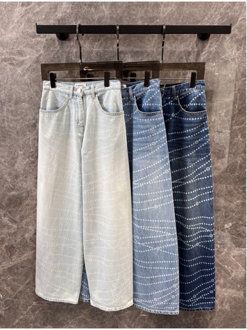  Chanel 25P New Series Imported Washed Denim CC Pearl Logo Wide-Leg Jeans Light Blue