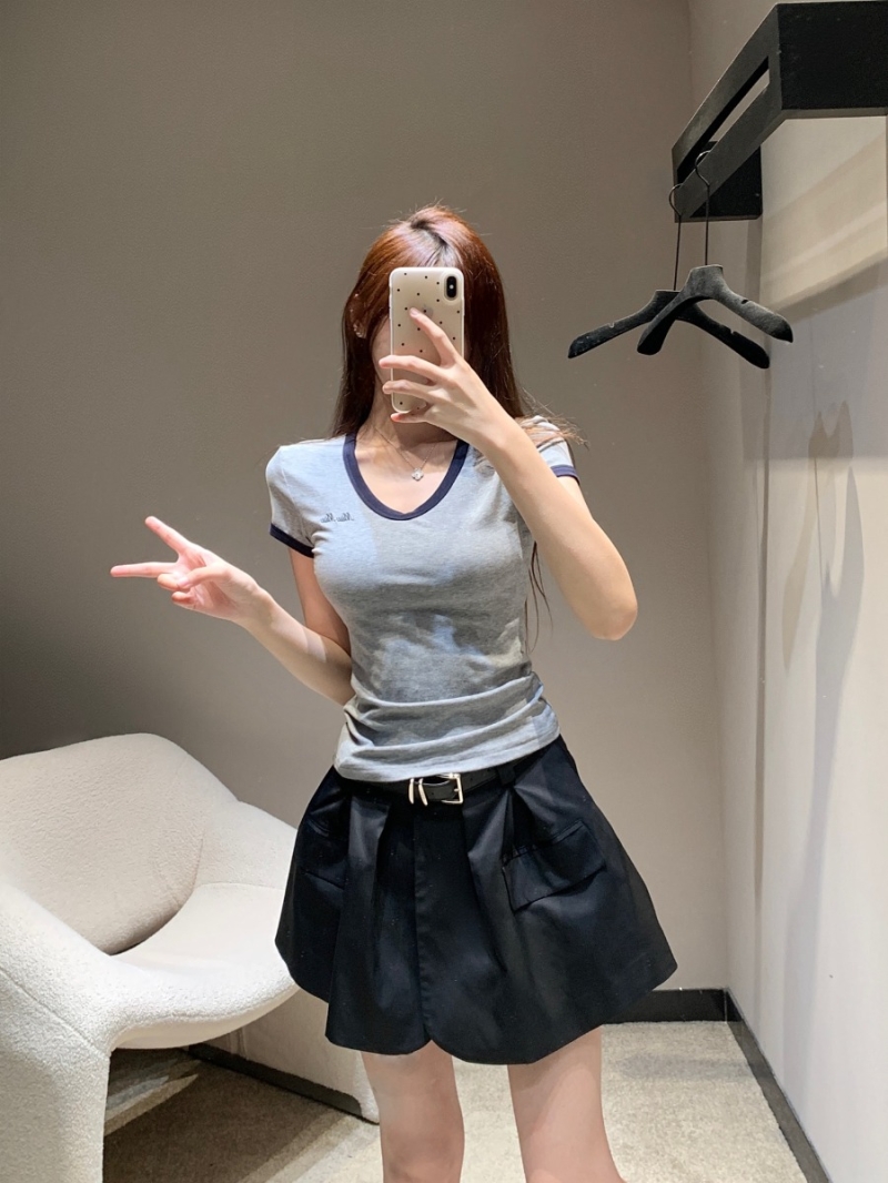 Miu Miu 25SS Spring/Summer Slim-Fit Embroidered T-Shirt Gray