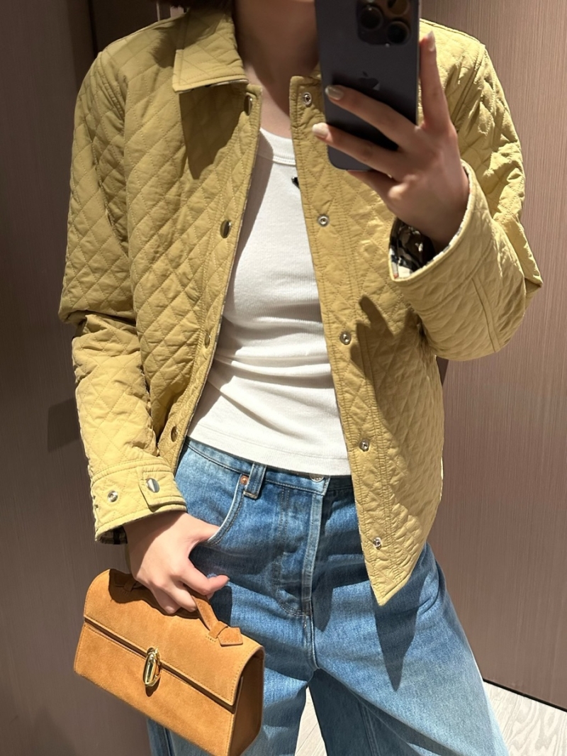 Burberry Unisex Reversible Quilted Nylon Jacket with Iconic Check Lining Camel