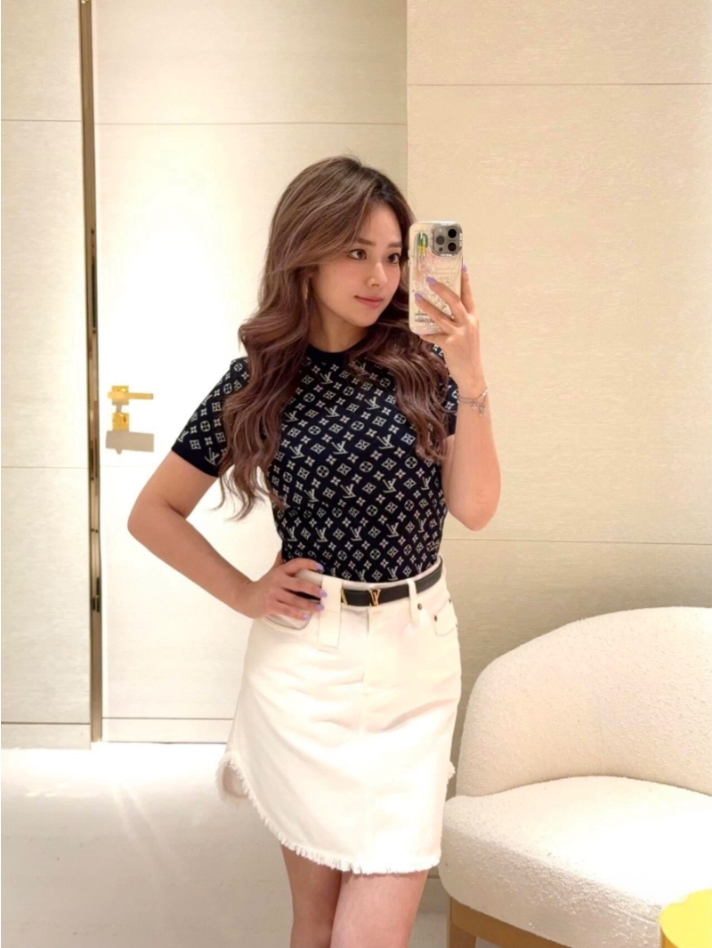 Louis Vuitton LV 2025 Spring/Summer Monogram Jacquard Cashmere Blend Knit Top