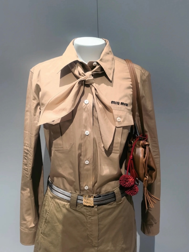 Miu Miu 2025 Spring/Summer Scout-Youthful Scarf-Tie Shirt Beige