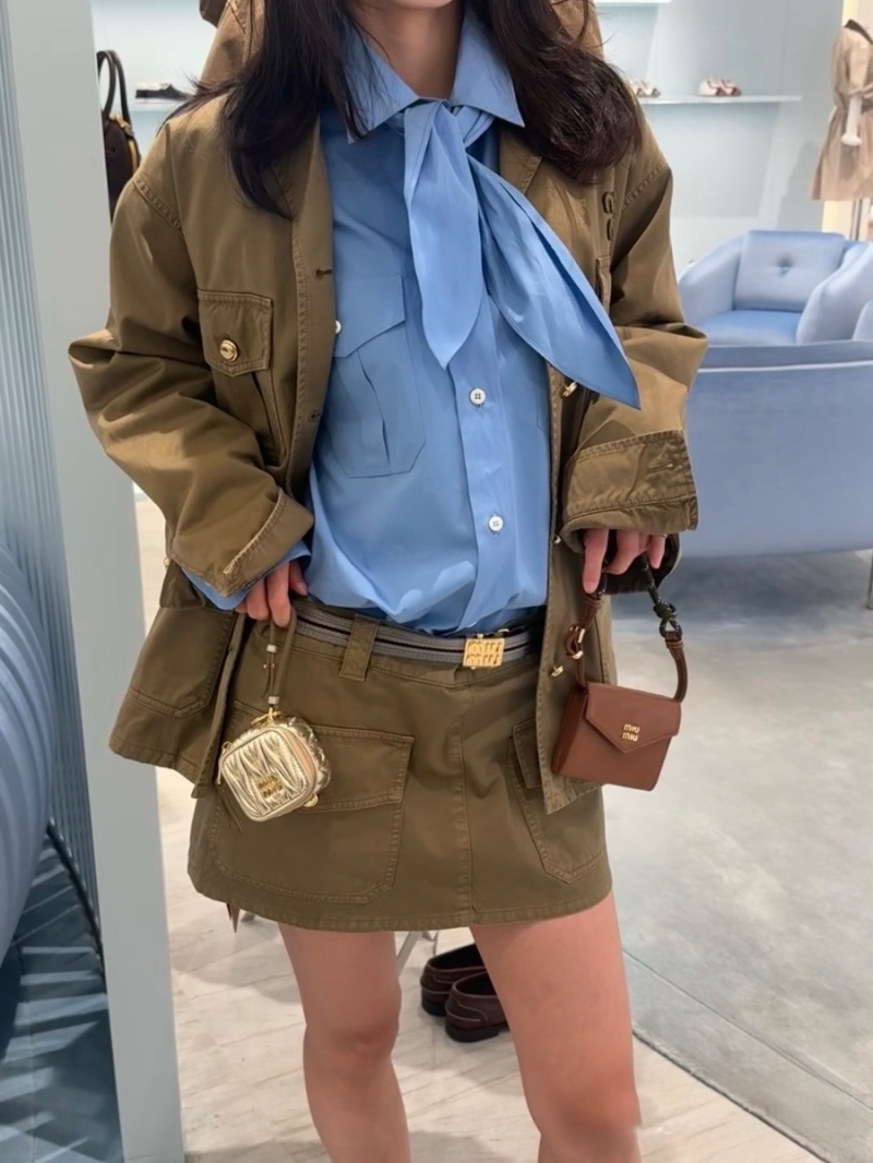 Miu Miu 2025 Spring/Summer Scout-Youthful Scarf-Tie Shirt Blue