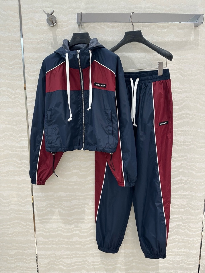 Miu Miu NEW 2025 Intellectual Chic Sportswear Hooded Jacket and Jogger Pants Set Navy Blue Burgundy