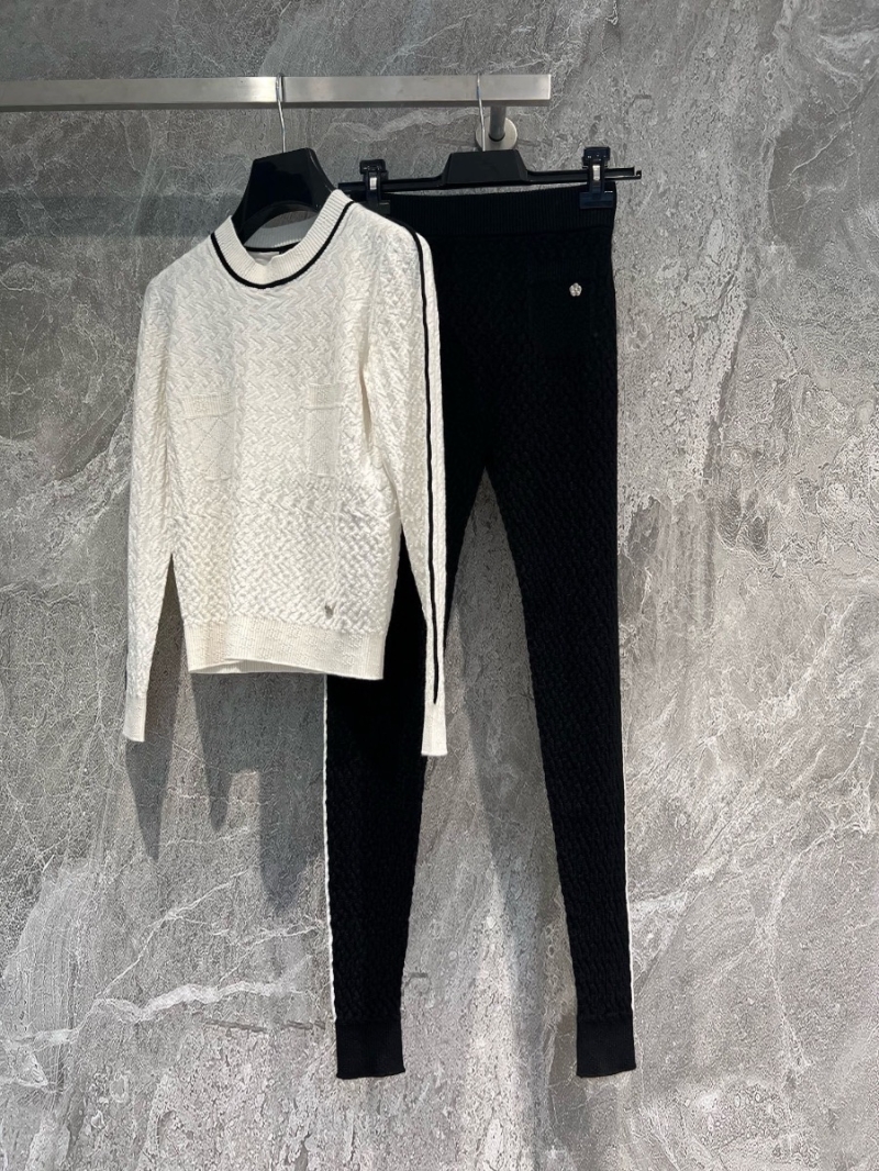 Chanel 23K Cashmere Top White