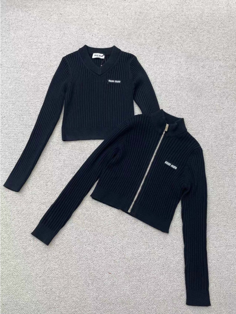 Miu Miu 24FW Ribbed Zip-Up Cardigan in Laine Virgine