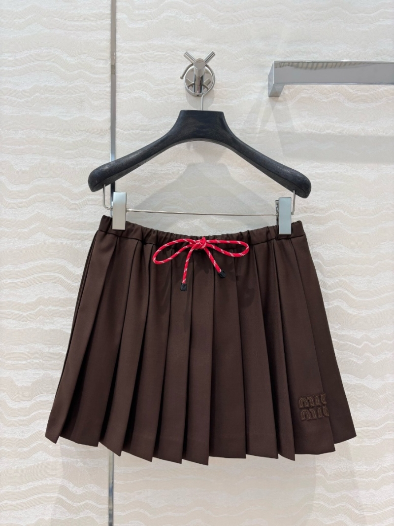 Miu Miu Academy-Style Pleated Short Skirt – Embroidered Detail Brown
