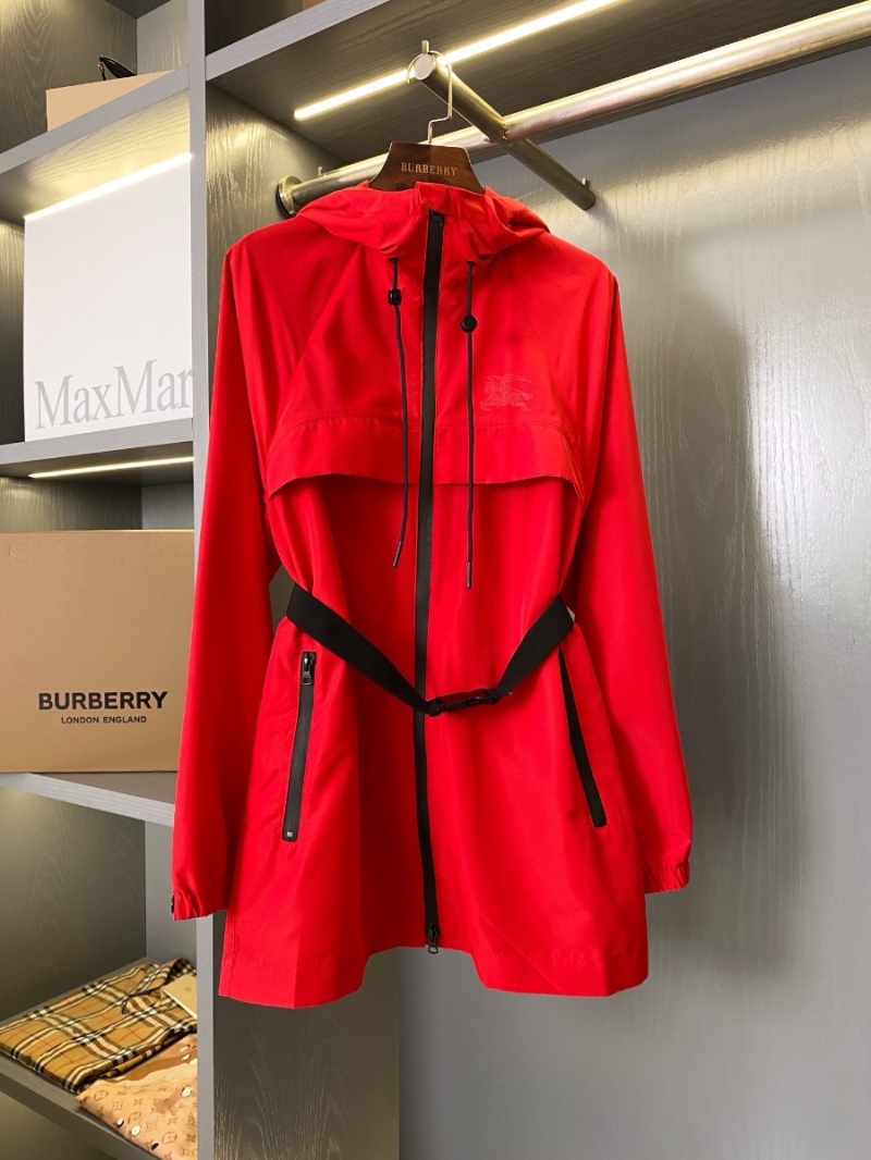 Burberry Equestrian Knight Print Hooded Gabardine Jacket Red