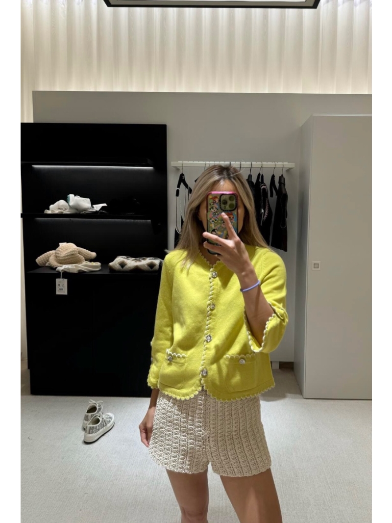 Chanel 25C Scalloped Trim Cashmere Cardigan Yellow - Spring/Summer 2025