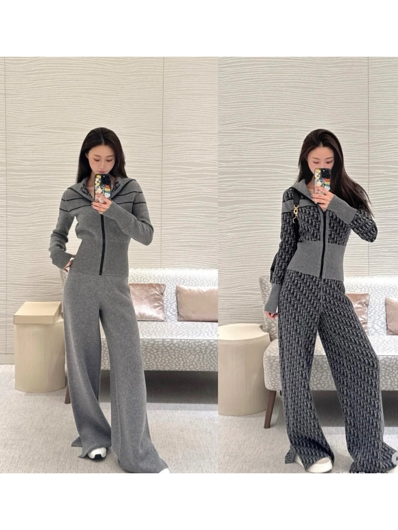 Dior Oblique Jacquard Zip-Up Cashmere Coat - Reversible Luxury with Statement Back Embroidery